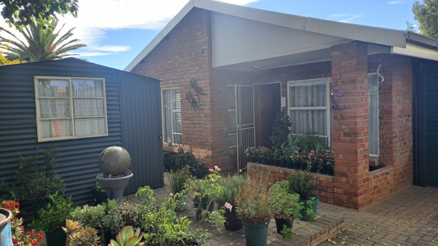 2 Bedroom Property for Sale in Fleurdal Free State